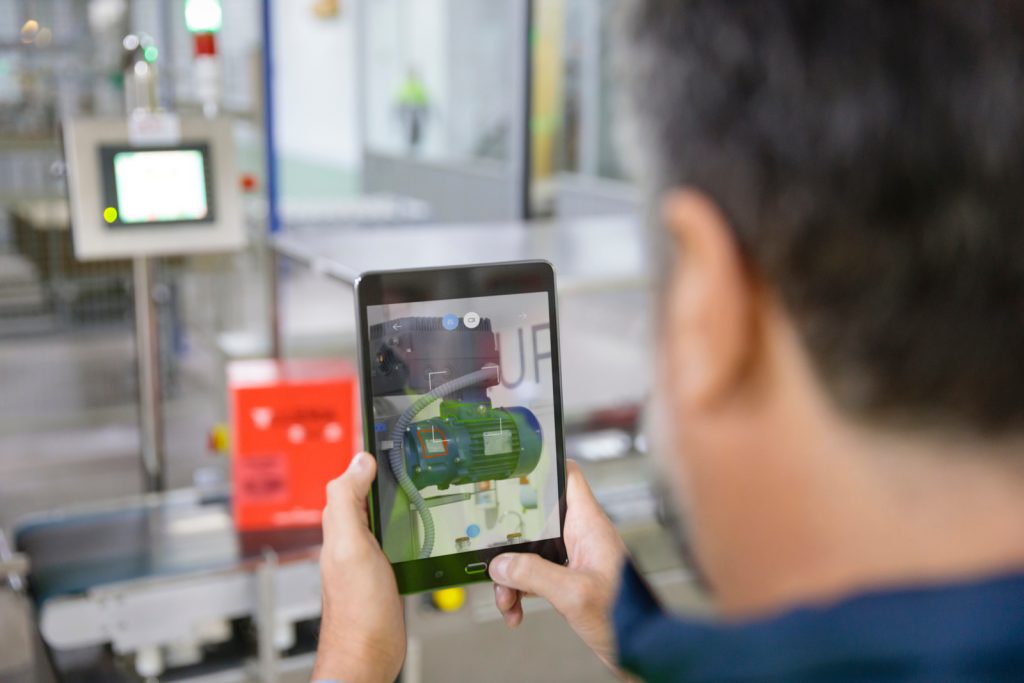 高性能運算應用日廣                HPE「即服務」加快部署 