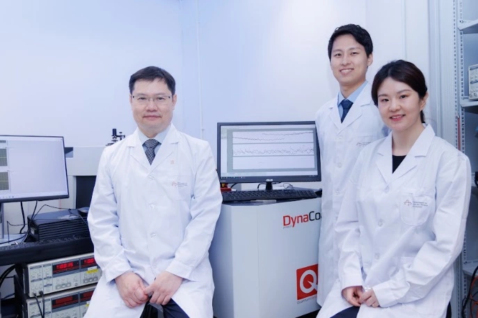新科技速遞|   理大研發二維鈣鈦礦   突破半導體材料極限