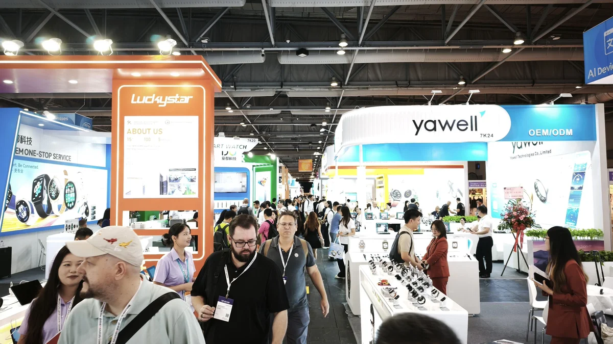 環球資源二期展覽於香港亞洲國際博覽館揭幕,吸引逾2,000家展商參展。